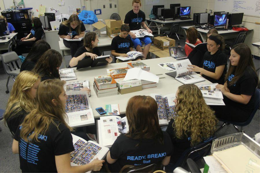Eisenhower+Yearbook+discusses+the+yearbooks+content.