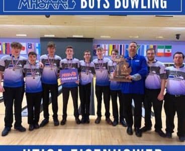 Men’s bowling advances onto bowling States