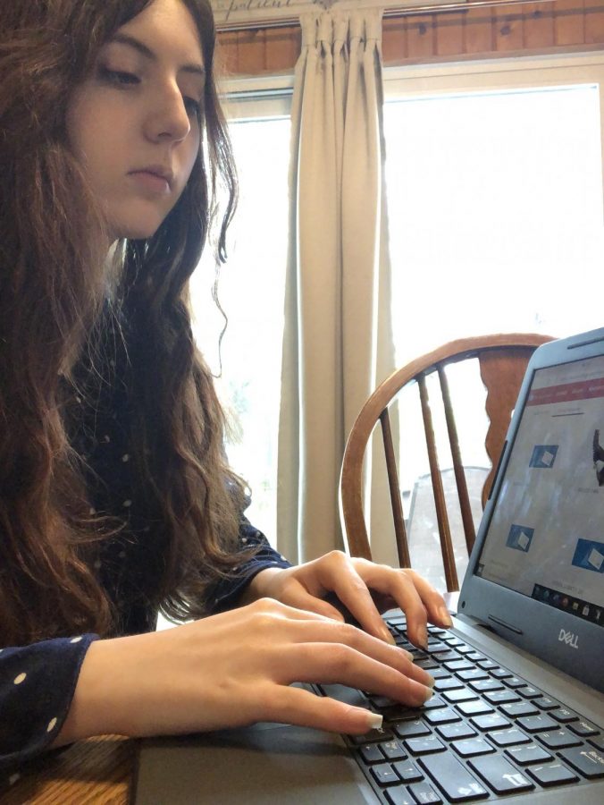  Sophomore Savannah Beydoun continues to do school from home after testing positive for COVID-19, “It’s really hard to be sick and have to work alone,” Beydoun said. She plans on returning after her two week quarantine is over.