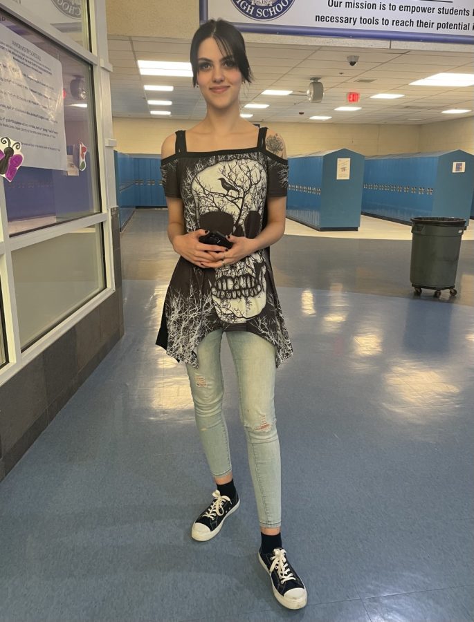The 2000s never go out of style. The clothing pictured above, including converse, off the shoulder tops, and low-rise skinny jeans, are still seen throughout the halls at Eisenhower. Although they are heavily modernized, these forward fashion statements make comebacks every year because of the monotonous fashion trends from the 2020s.
