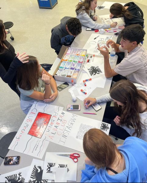 In the commons Albanian club members juniors Domenik Cacaj, Liliana Gegovic, Gabriella Gojacj and many others make informational posters about the club. The posters advertised their meeting dates and other information. “I feel like not a lot of them really know too much about their heritage, so we found a lot of Albanians who know about their heritage, and then we made the group to teach everyone," junior Marija Gjokaj said.